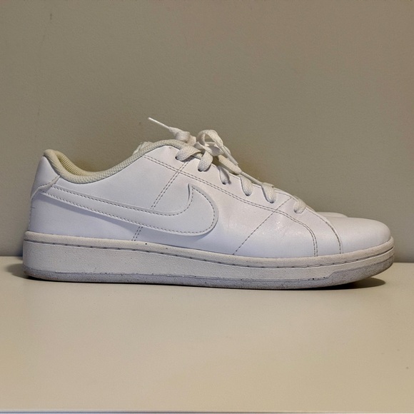 Nike Court Royale 2 Shoes - Picture 2 of 5